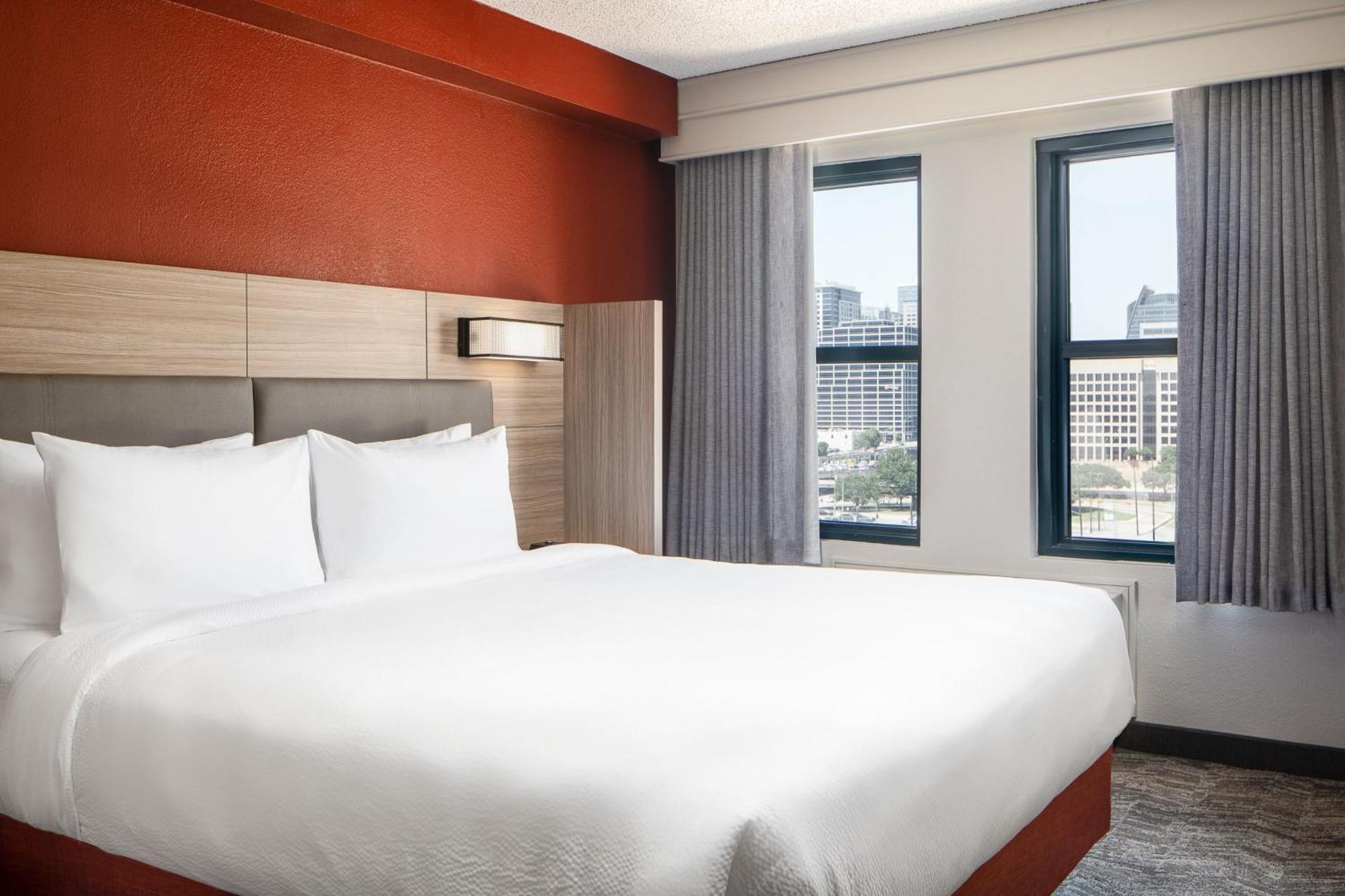 Springhill Suites By Marriott Dallas Downtown / West End Zewnętrze zdjęcie