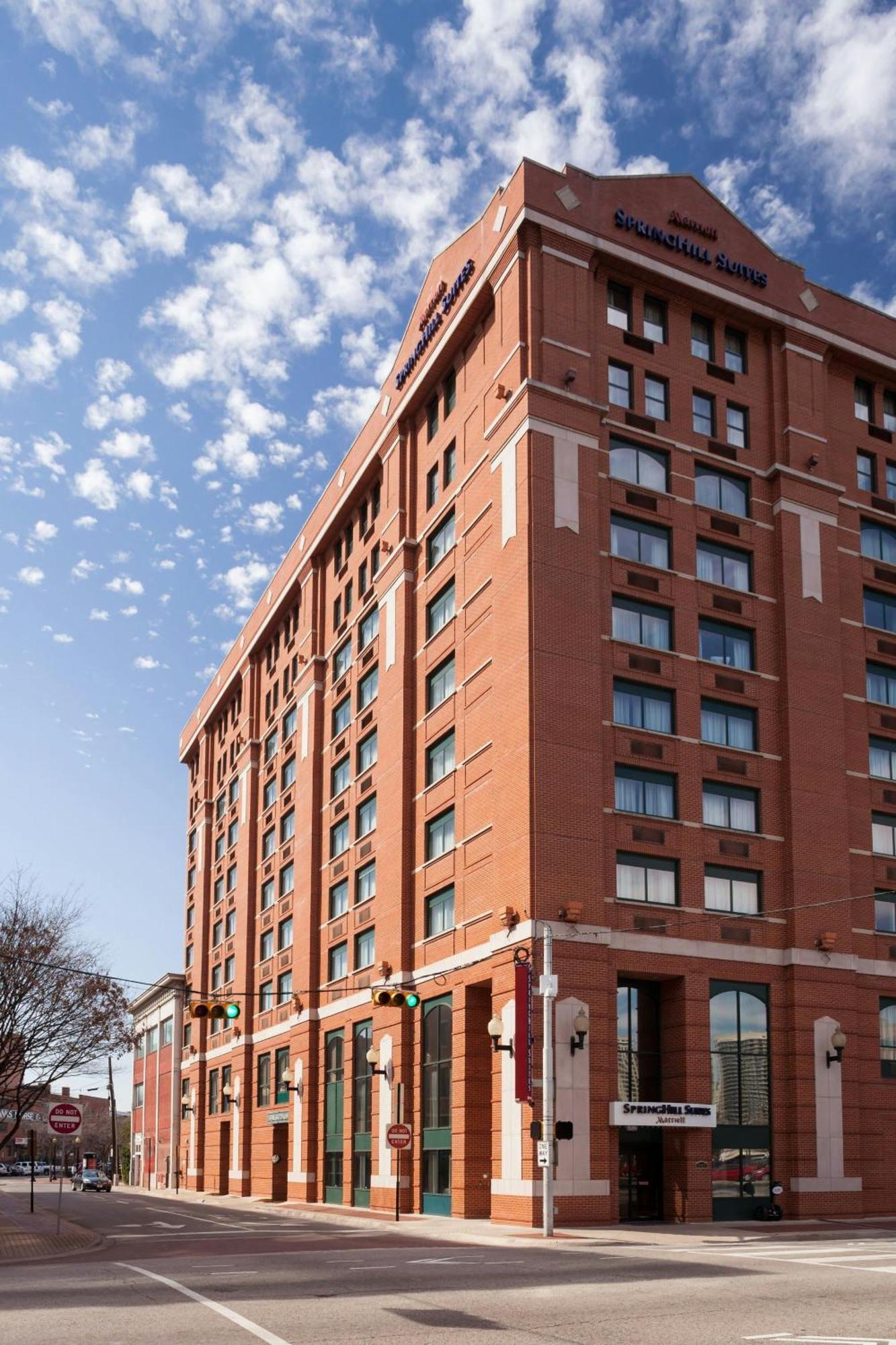Springhill Suites By Marriott Dallas Downtown / West End Zewnętrze zdjęcie