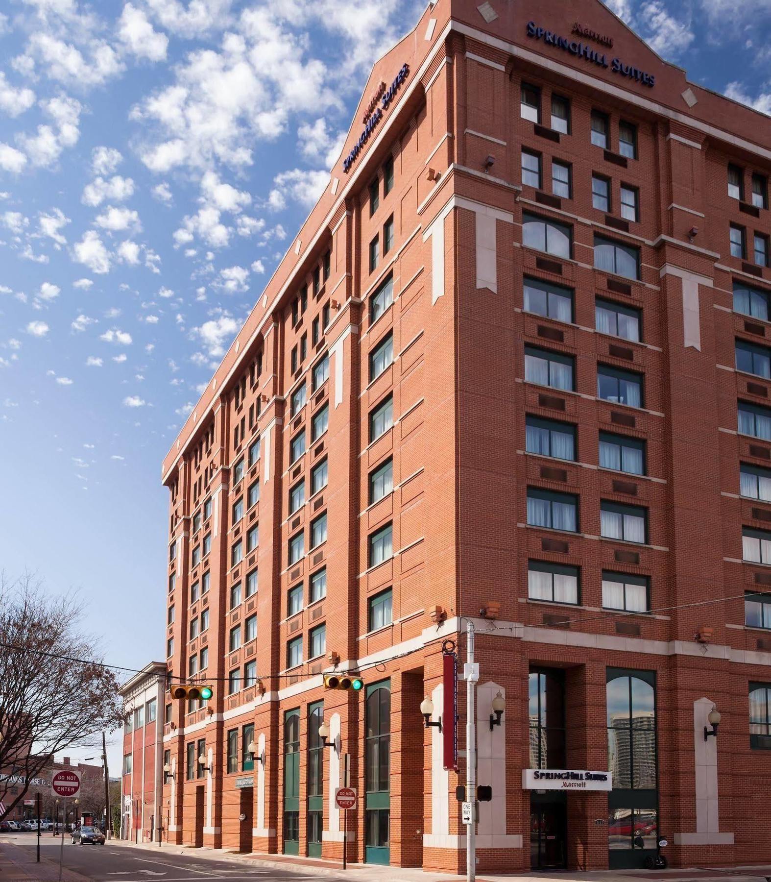 Springhill Suites By Marriott Dallas Downtown / West End Zewnętrze zdjęcie